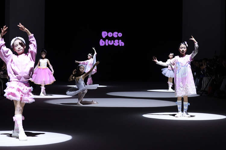 邊舞邊跑×上海時裝周poco blush優雅舞動夢幻秀場(圖3)