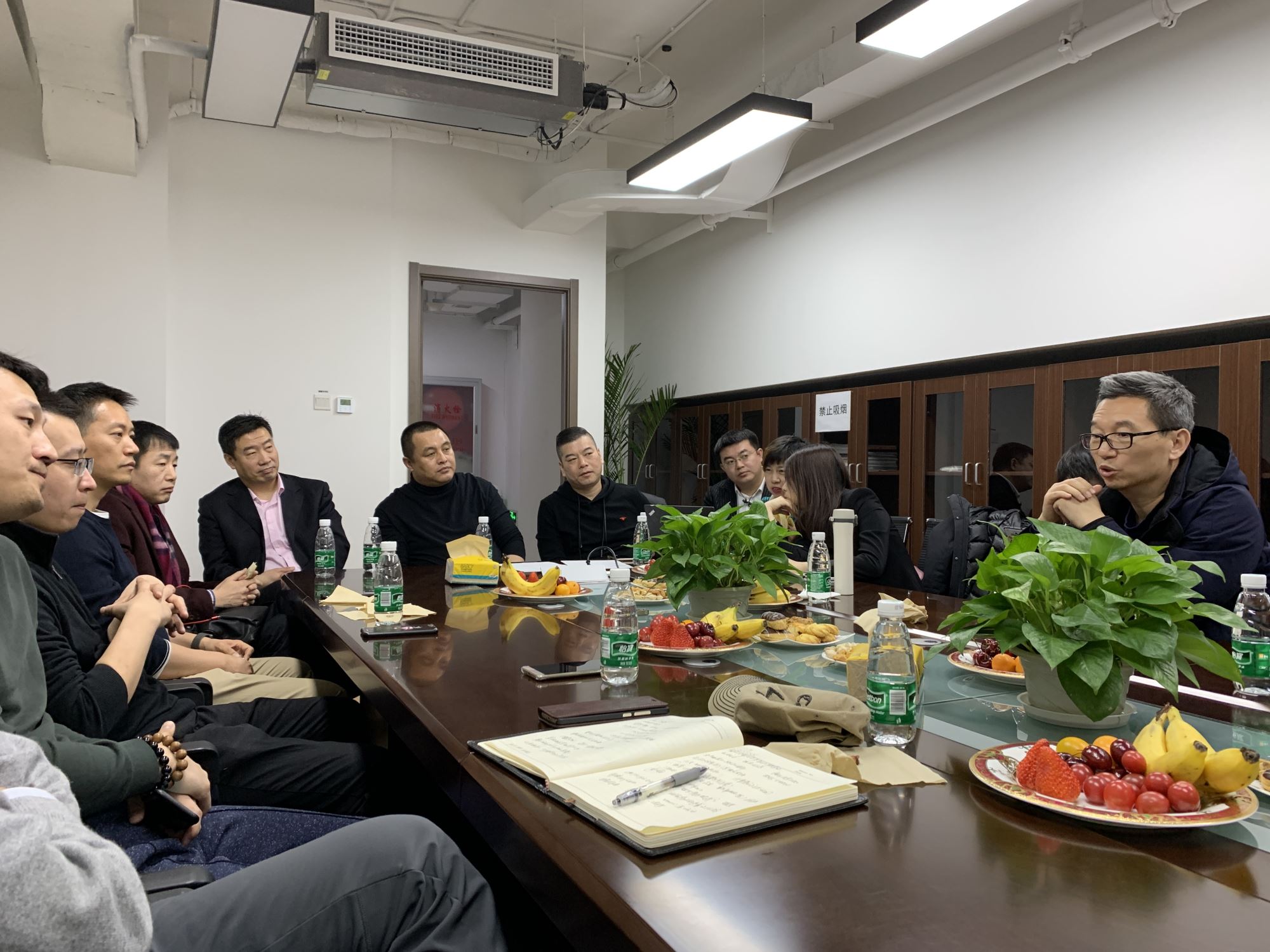 福建口碑好陳列道具生產廠家哪家好(圖1)