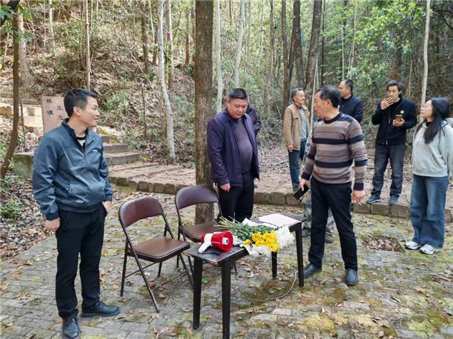 資溪縣株溪林場開展文明祭祀宣傳活動(圖1)