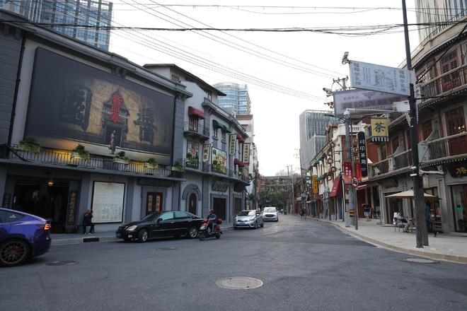 他們的故事｜在“醬園弄”邂逅裁縫、面館店主和老街主理人揭秘他們的生意經(圖1)